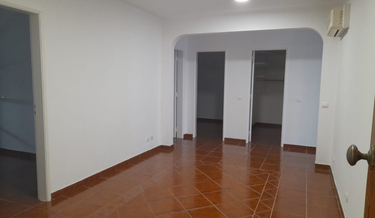 7fdcaab2-3503-46f7-afa2-a3bda929d907