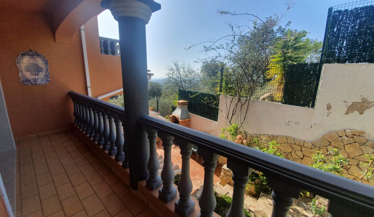 806c82fd-bce2-4c41-a35f-77d4d14068ec