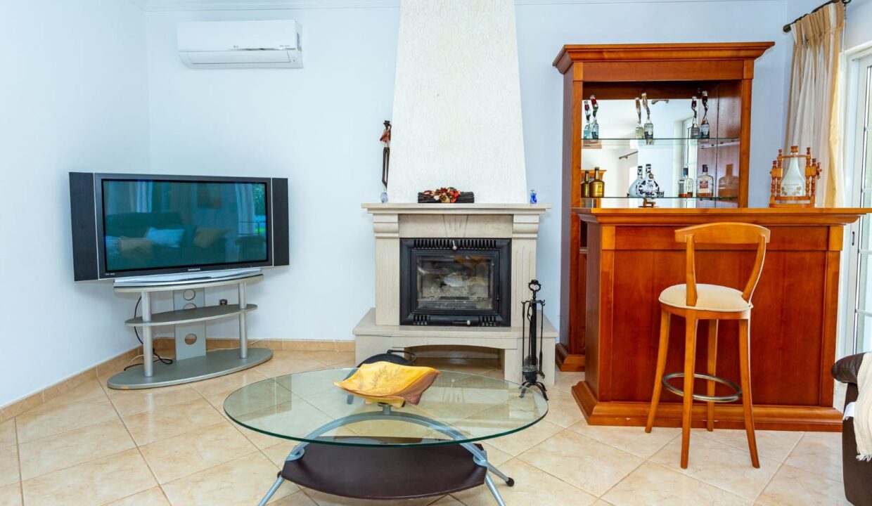 WhatsApp Image 2025-03-24 at 08.58.16 (8)