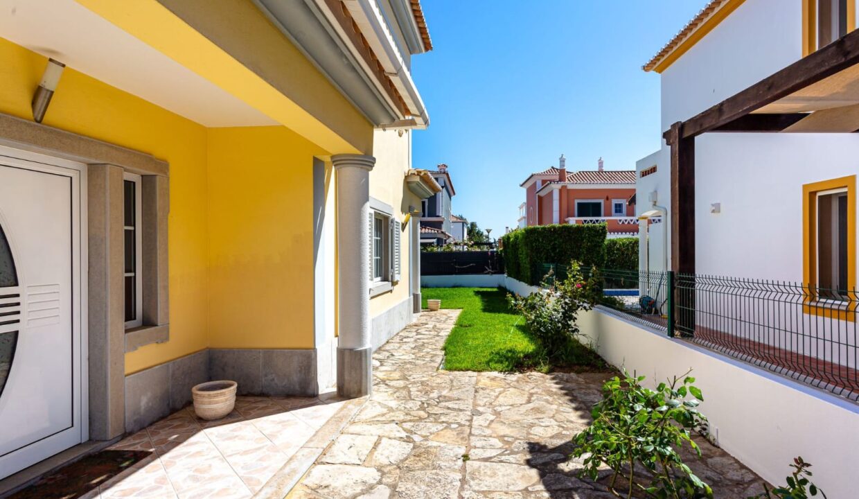 WhatsApp Image 2025-03-24 at 08.58.18 (3)