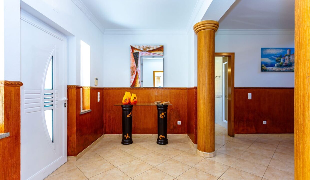 WhatsApp Image 2025-03-24 at 08.58.19 (1)