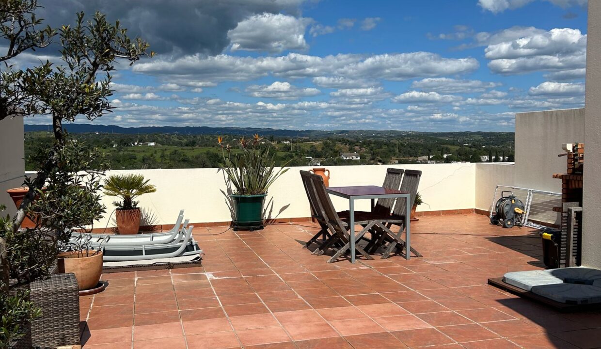 WhatsApp Image 2025-03-28 at 12.44.30 (1)