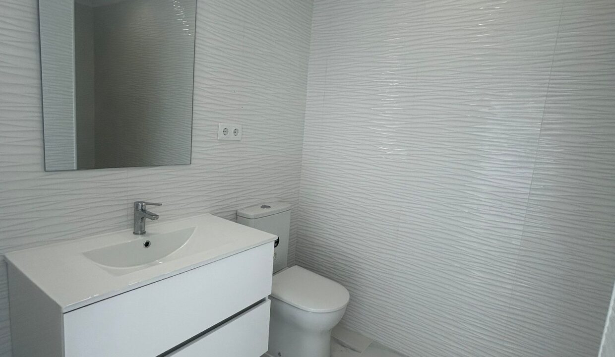 WhatsApp Image 2025-09-11 at 17.03.04 (2)