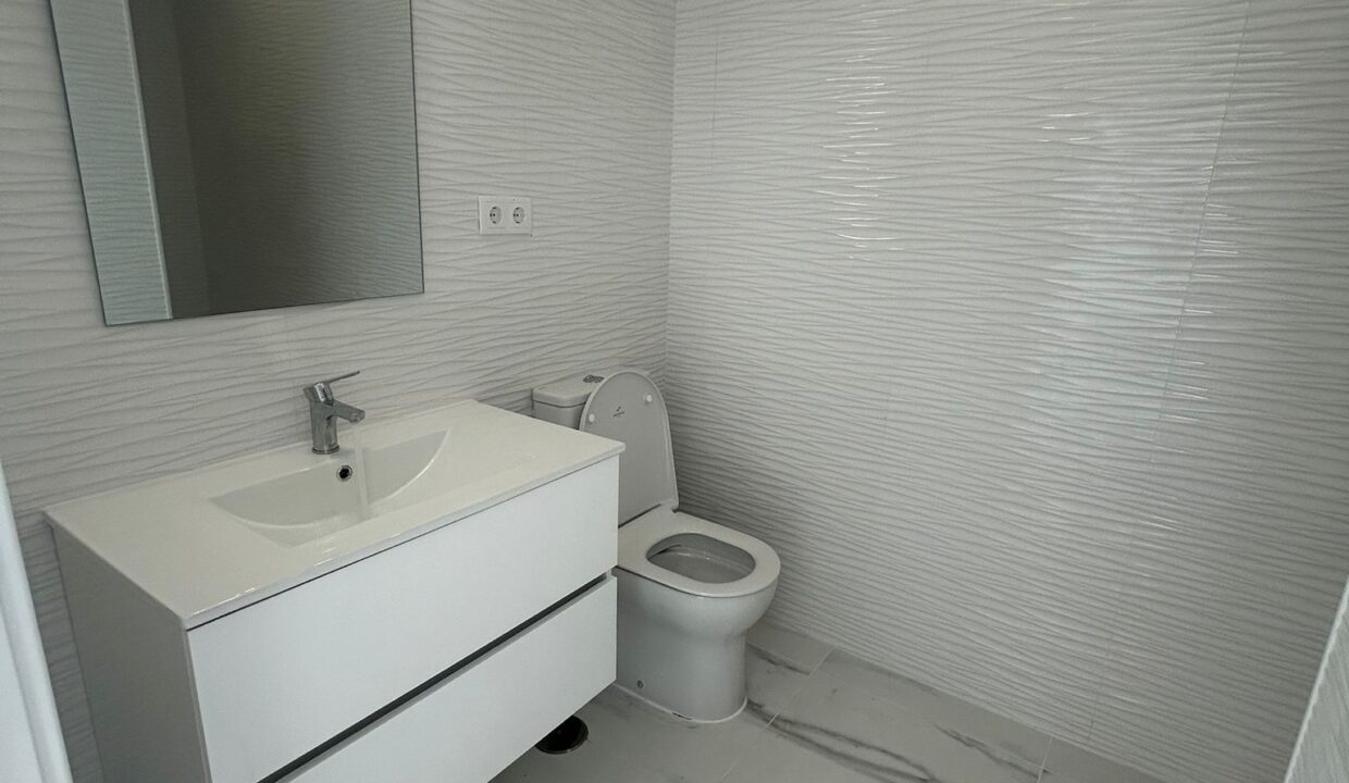 WhatsApp Image 2025-09-11 at 17.03.04 (4)