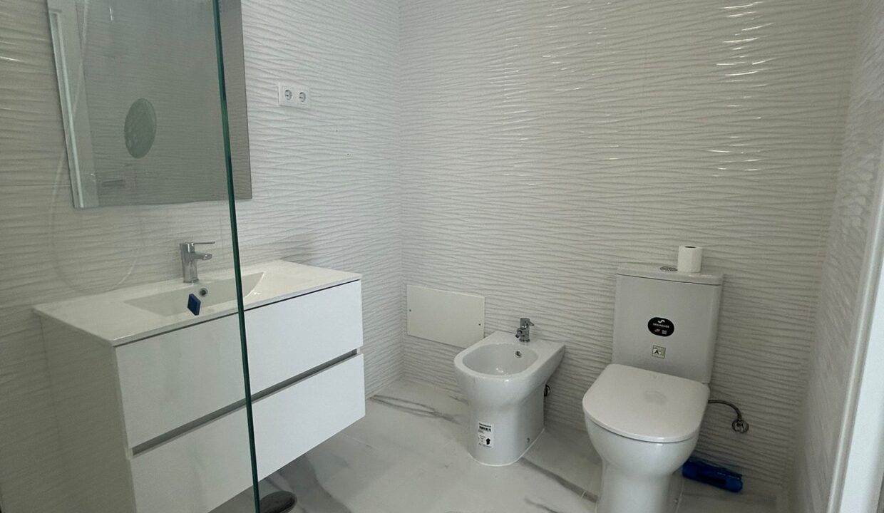 WhatsApp Image 2025-09-11 at 17.03.04 (5)