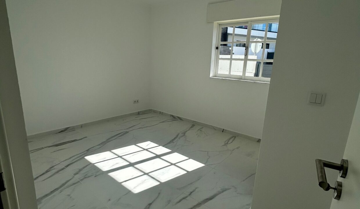 WhatsApp Image 2025-09-11 at 17.03.05 (1)