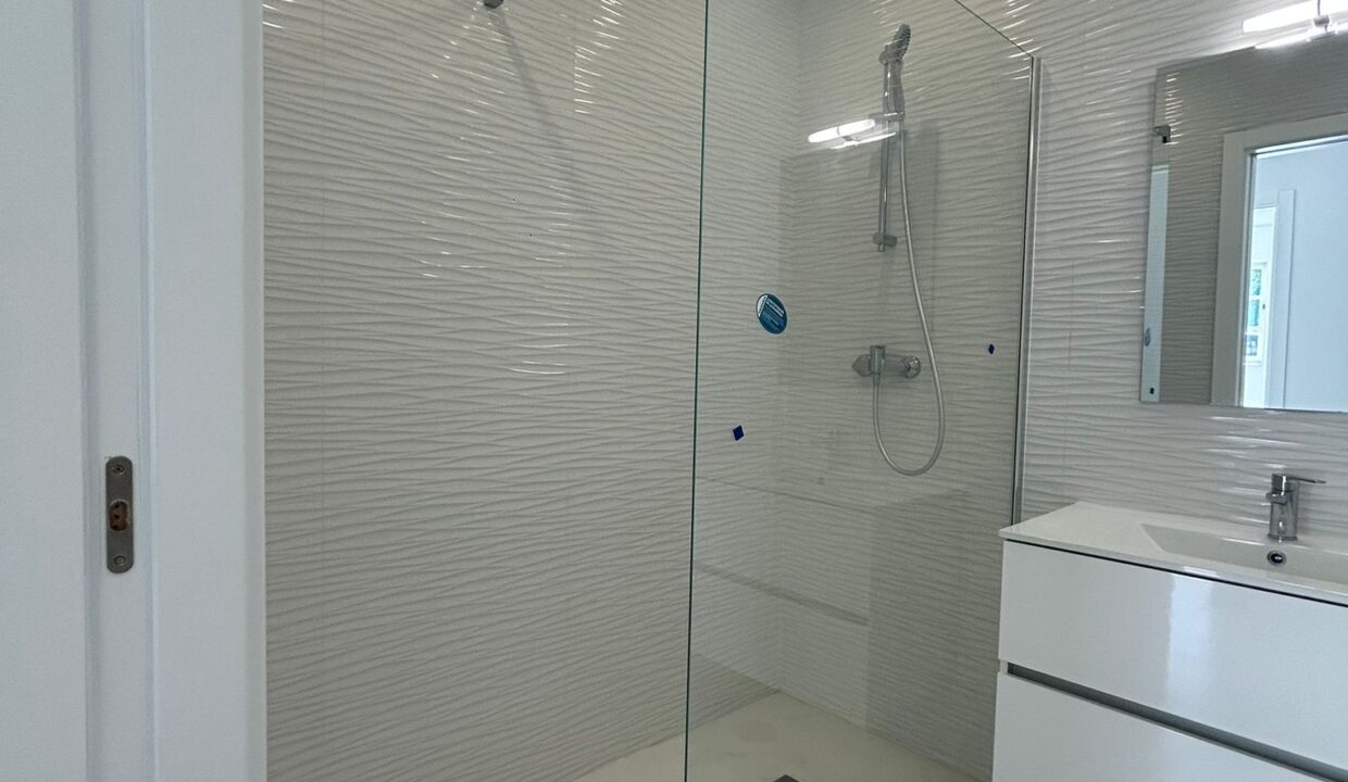 WhatsApp Image 2025-09-11 at 17.03.05 (7)