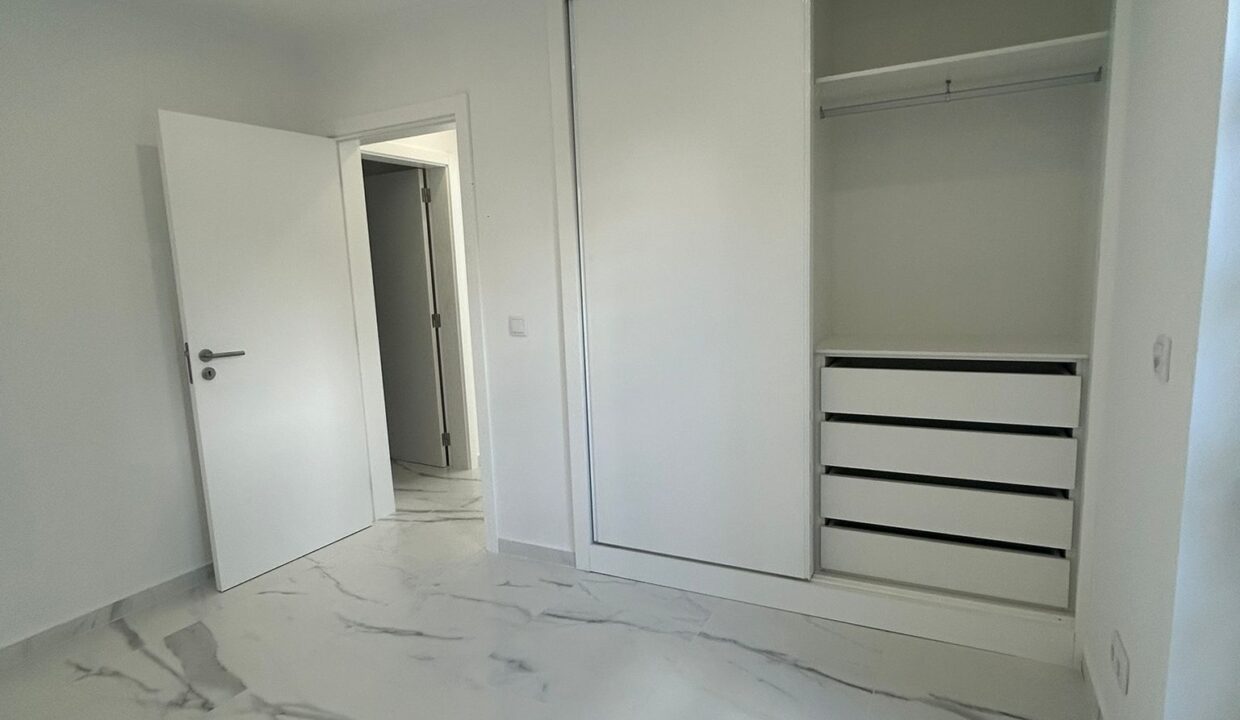 WhatsApp Image 2025-09-11 at 17.03.06 (1)