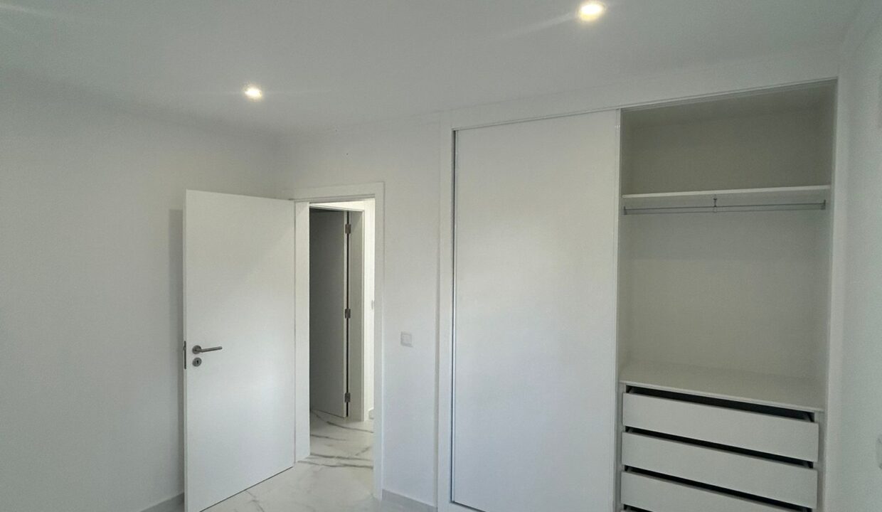 WhatsApp Image 2025-09-11 at 17.03.06 (2)