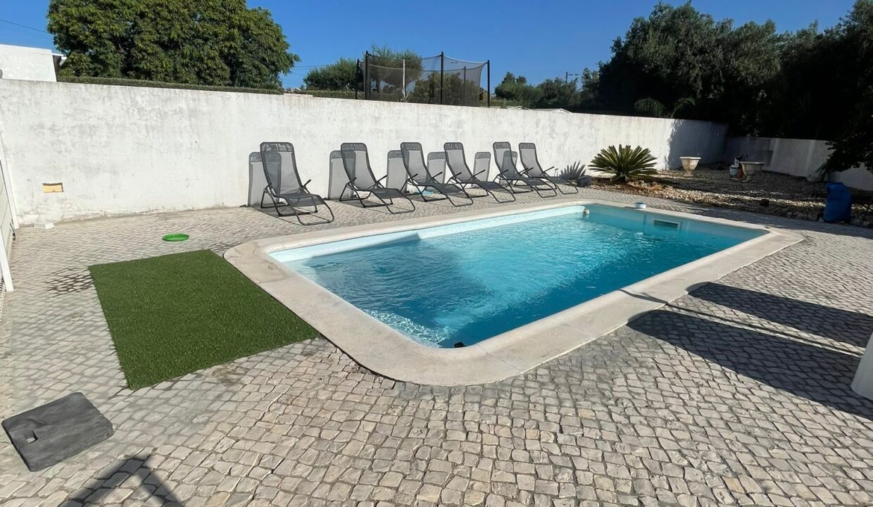 WhatsApp Image 2025-08-27 at 11.10.40 (1)