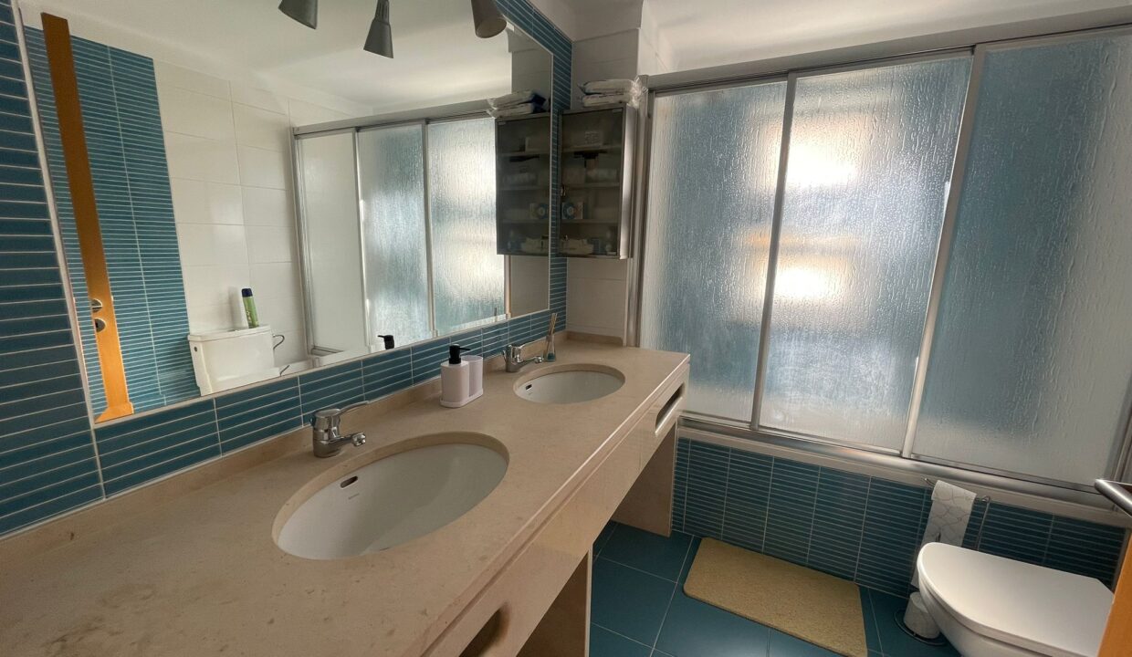 WhatsApp Image 2025-08-27 at 11.11.01