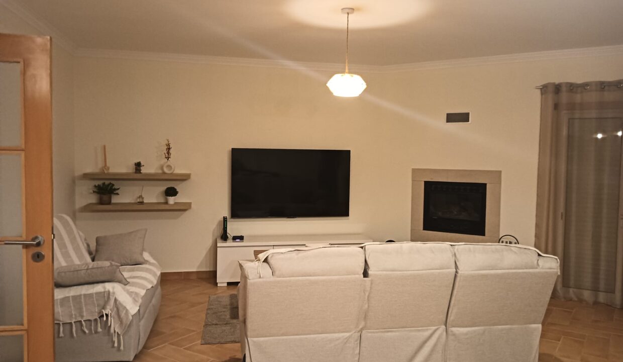 WhatsApp Image 2025-09-11 at 14.19.38