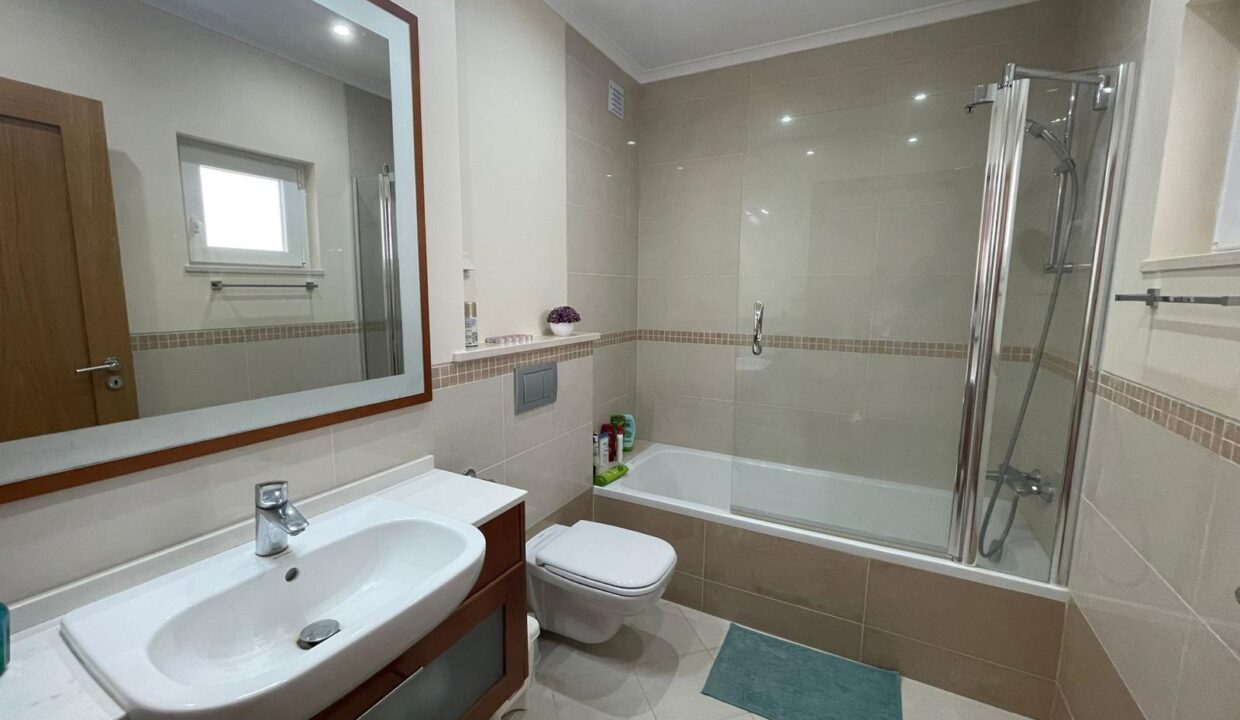 WhatsApp Image 2024-07-24 at 15.11.59 (28)